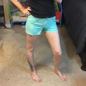 Great cond Reversible Jean shorts